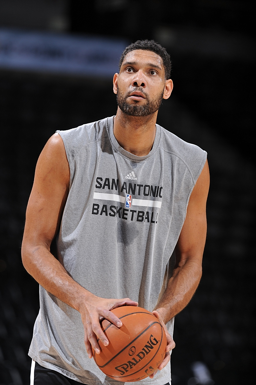 NBA伤病更新：哈登缺席两场关键比赛（NBA伤情速报：哈登因伤缺阵两场关键战）