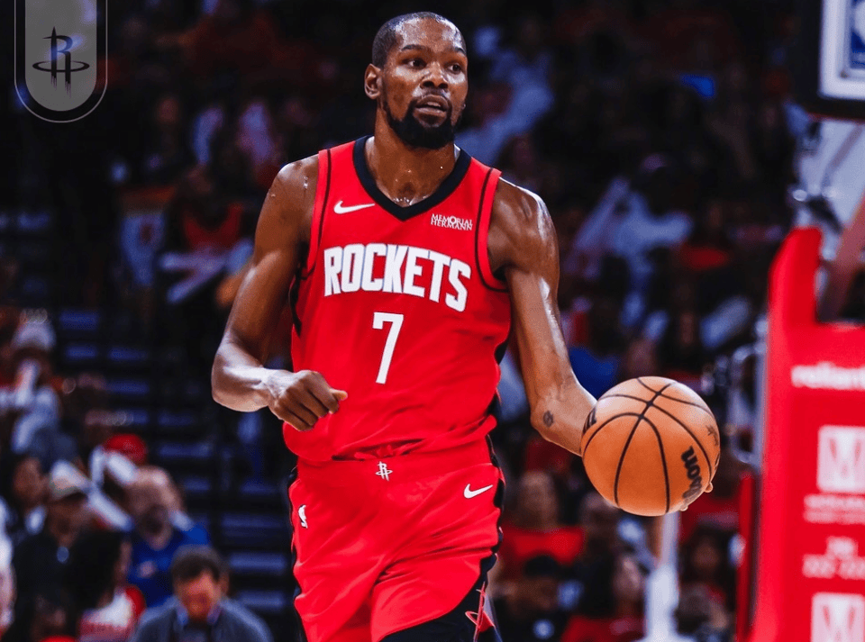 记者：凯恩正在游说英格兰队友格伊，希望他加盟拜仁（记者：凯恩正劝英格兰队友格伊转投拜仁）