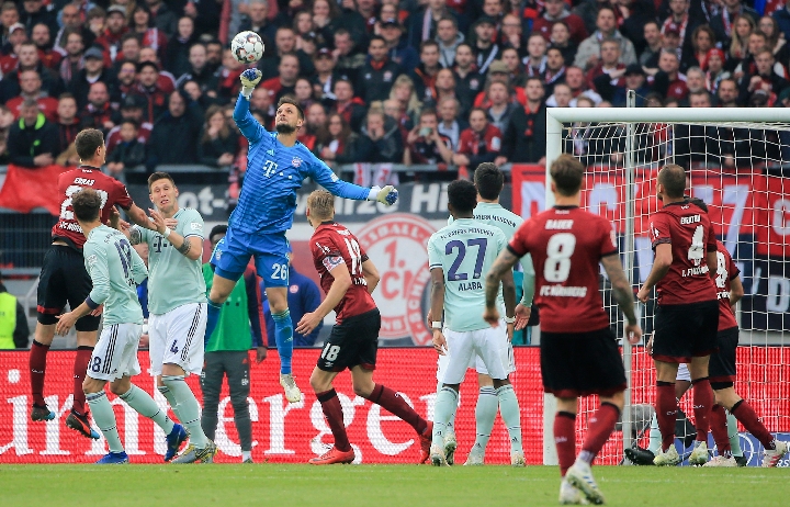 CBA：浙江男篮强势取胜 稳居积分榜前列（CBA：浙江男篮强势夺胜，继续排名前列）