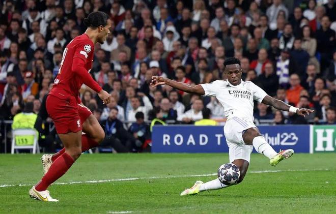 邓加谈世界杯：每次在不被看好的时候巴西反而取得了好成绩（邓加：世界杯上，巴西越不被看好表现越出色）