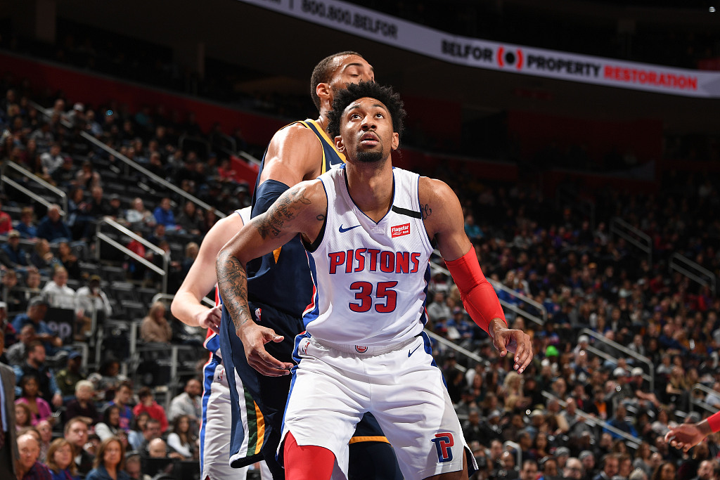 意甲战报：杜维卡斯破门，莫雷诺传射，科莫2-0胜萨索洛（意甲快讯：杜维卡斯建功，莫雷诺一传一射，科莫2-0击败萨索洛）