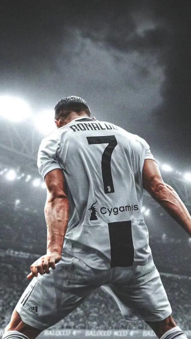 本特：图赫尔已确定大部分球员名单，阿诺德、格拉利什等或无缘（本特透露：图赫尔大名单已定大半，阿诺德、格拉利什等或将落选）