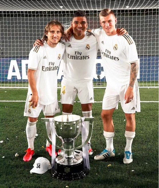 独行侠战篮网伤病：莱夫利、托马斯等8人缺席，弗拉格可以出战（独行侠战篮网伤情报告：莱夫利、托马斯等8人缺阵，弗拉格确认出场）