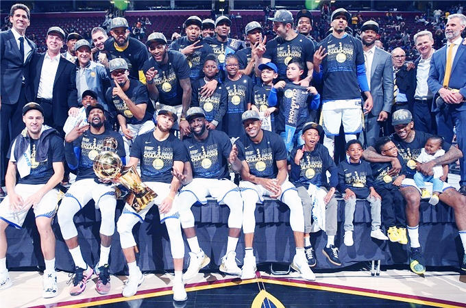 前克罗地亚国脚拉基蒂奇在接受采访时谈莫德里奇（前克罗地亚国脚拉基蒂奇在专访中谈及莫德里奇）