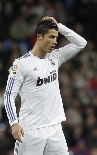 2025巴甲38轮：堡垒&老爷爷兵败降级，大红涅槃上岸（2025巴甲第38轮：堡垒与老爷爷惨遭降级，大红逆袭保级）